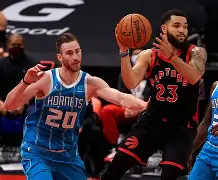 开云中国官网-多伦多猛龙集结日远射贴柱，志在CBA常规赛名次提升，悬念犹存，年轻球员得到机会的简单介绍