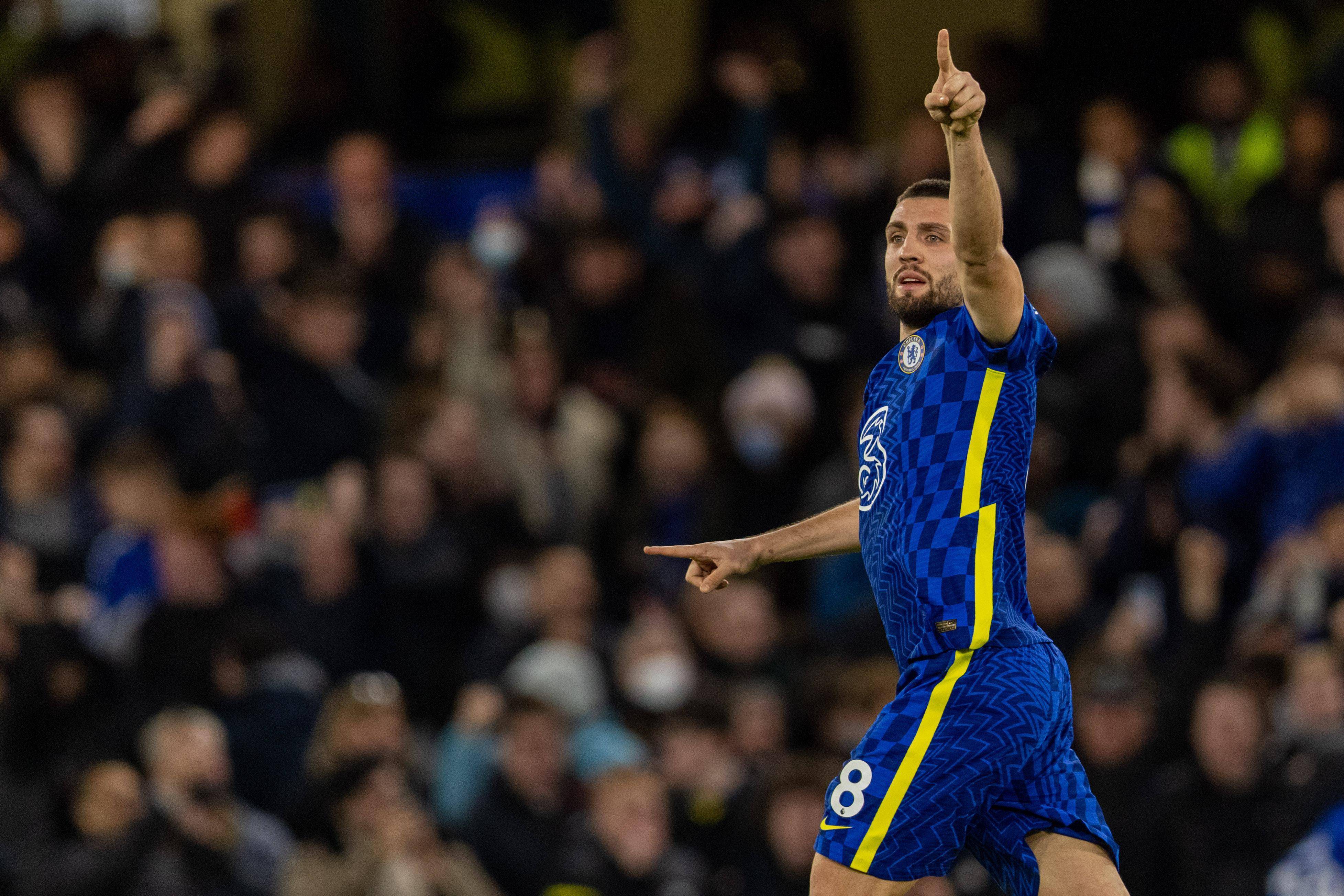 Kaiyun官网-赛地聚焦：英超窗口期热度飙升，切尔西状态回暖，底气十足，资深球员宣示担当(热刺vs切尔西分析)