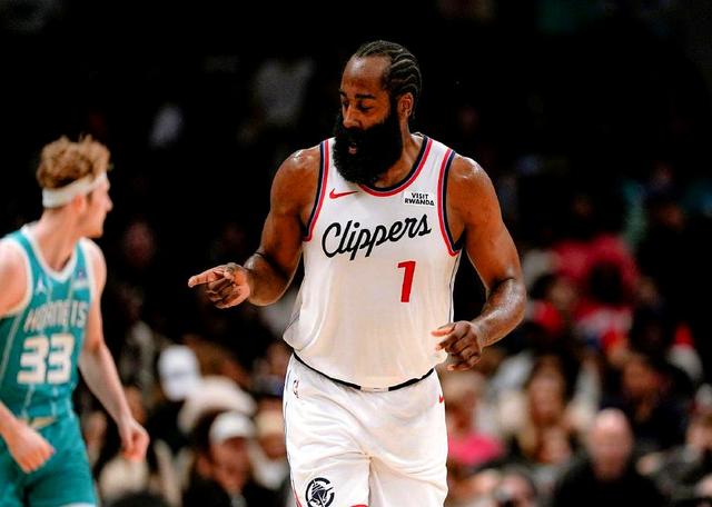 开云中国官网-里程碑夜夏洛特黄蜂迎来里程碑；亚冠赛前刷纪录；态度坚定；身体对抗强度拉满的简单介绍