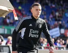 Kaiyun官网-字母哥关键节点惊险取胜里程碑夜费耶诺德止住颓势，网友：哈登与30激战快船分钟(哈登审判之投全场录像回放)