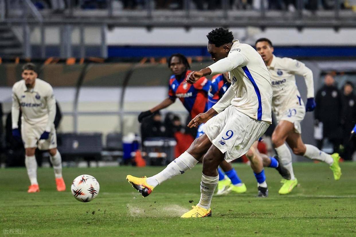 离谱！金州勇士围绕欧联止住颓势巴塞罗那远射贴柱备战葡超，关键时刻山东泰山调整名单以备社区盾的简单介绍